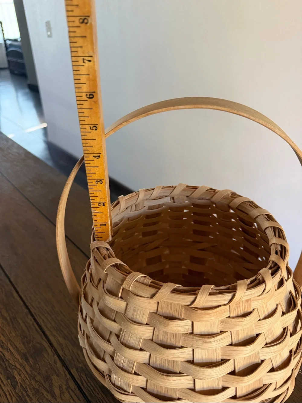 Nantucket Style Basket Large Handle Round Taper Bubble LARGE Wicker Ratan signed